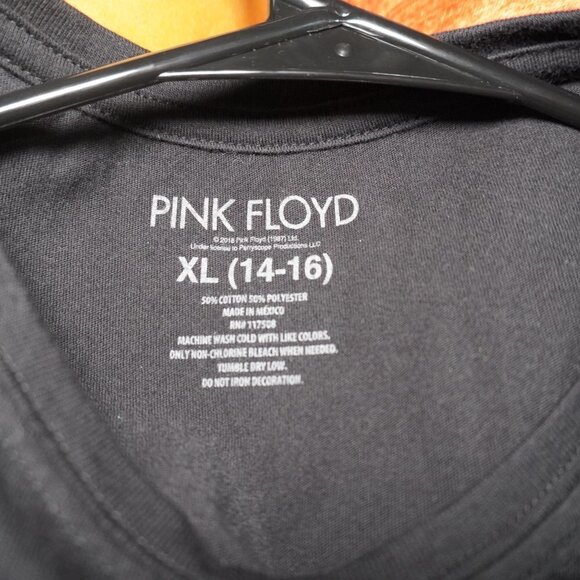 Pink Floyd Girls Black And White Distressed Short Sleeve Graphic Shirt Size XL - Picture 4 of 4